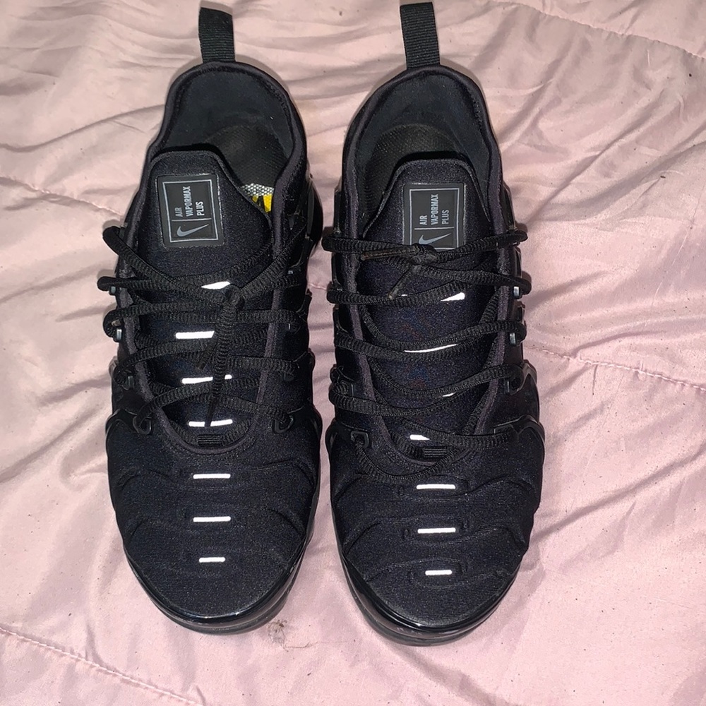 Mens Nike Vapormax worn once!!